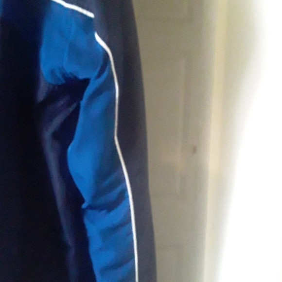 Men Jacket - Picture 3 of 6